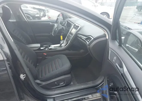 2016 Ford Fusion Hybrid Se z USA, uszkodzony, nr VIN 3FA6P0LU2GR154567